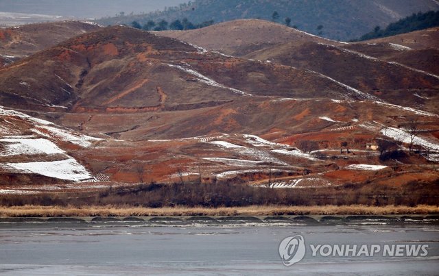 ▲ 북한의 산림은 갈수록 황폐해지고 있다. ⓒ 연합뉴스