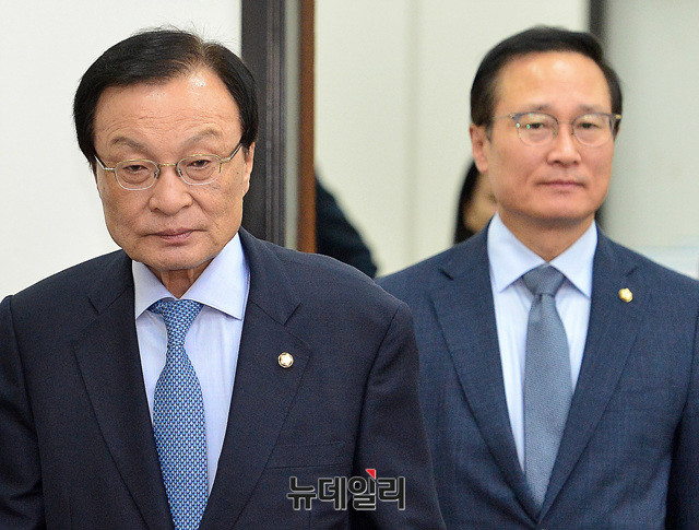 ▲ 더불어민주당 이해찬 대표와 홍영표 원내대표. ⓒ뉴데일리 공준표 기자
