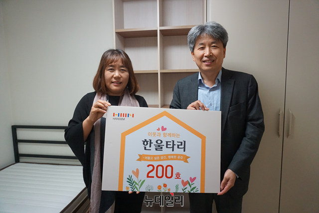 ▲ 좌 _ 천숙향 시흥시 복지재단 사무국장, 우 한샘 오상우 이사. ⓒ한샘