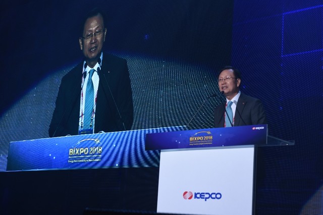 ▲ 한전 김종갑 사장이 31일 BIXPO 개막을 선언하고 있다. ⓒ 한전