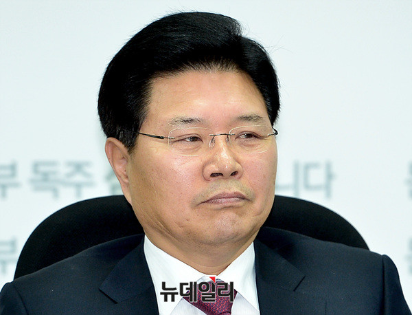 자유한국당 홍문종 의원. ⓒ뉴데일리 공준표 기자