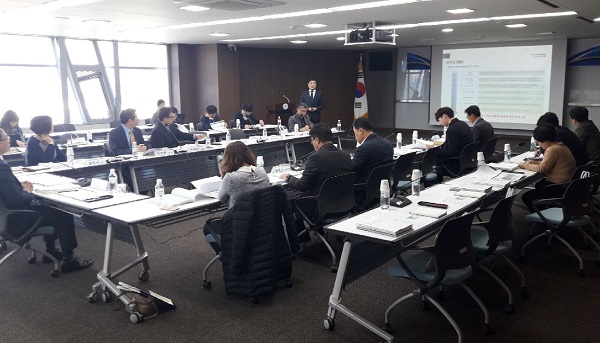 ▲ 충청권상생협력기획단은 2일 세종시청에서 2018년 충청권 상생협력 공동연구용역 ‘충청권 수자원의 합리적인 배분·이용을 위한 중장기계획’ 최종보고회를 가졌다.ⓒ세종시