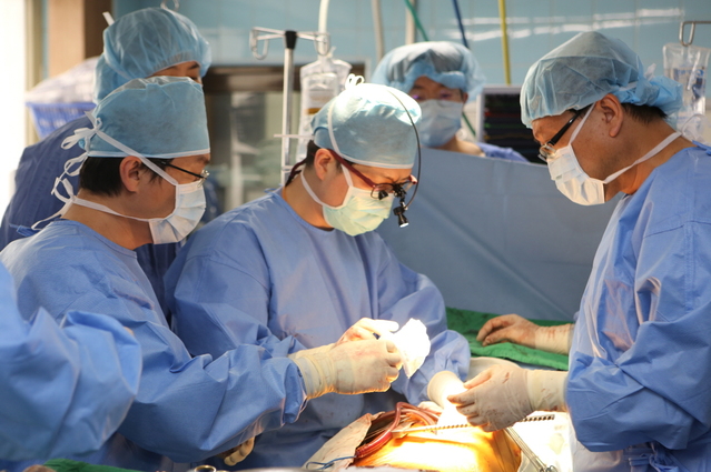 ▲ 계명대학교 동산병원(병원장 송광순)이 지역 최초로 ‘좌심실 보조 장치(Left Ventricular Assist Device·LVAD)’ 이식에 성공했다.ⓒ동산병원