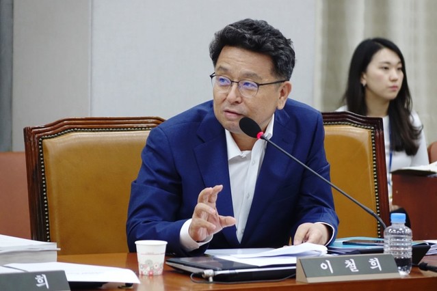 ▲ 더불어민주당 이철희 의원. ⓒ이철희 의원 블로그