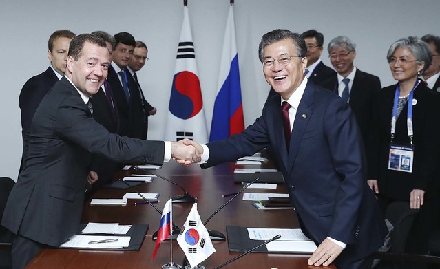 ▲ 문재인 대통령이 지난해 러시아를 방문할 당시 모습. ⓒ청와대 제공