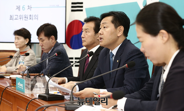 ▲ 손학규 바른미래당 대표가 14일 오전 국회에서 열린 최고위원회의에서 모두발언을 하고 있다. ⓒ뉴데일리 이종현 기자