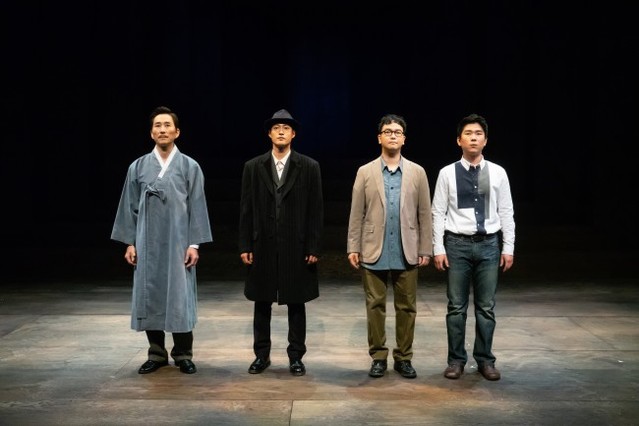 ▲ 연극 '어둠상자' 공연 중 한 장면ⓒ예술의전당