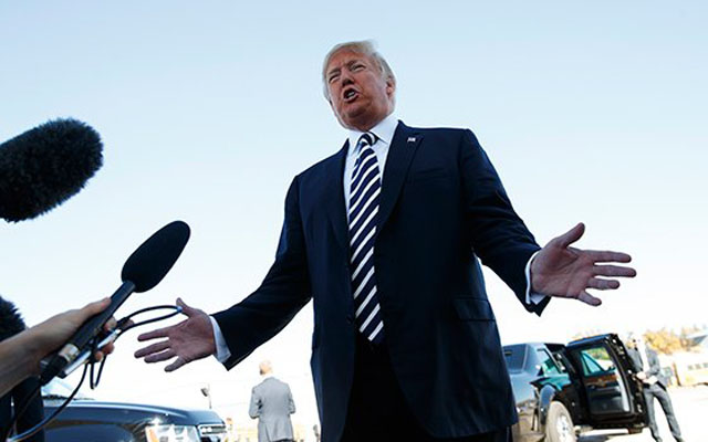 ▲ 중거리 핵전력 감축조약(INF) 파기를 선언한 뒤 기자들의 질문에 답변하는 도널드 트럼프 美대통령. ⓒ연합-로이터. 무단전재 및 재배포 금지.