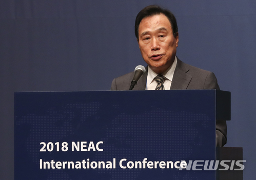 ▲ 문재인 정부의 핵심경제 축인 'J노믹스' 설계자인 김광두 국민경제자문회의 부의장이 