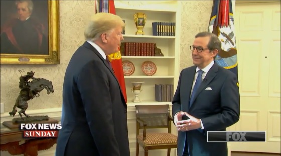 ▲ 백악관 집무실에서 트럼프 대통령이 '폭스뉴스선데이'와 인터뷰 하고 있다ⓒ'폭스뉴스선데이' 화면 캡처