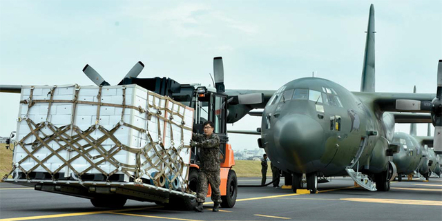 ▲ 11일 김의겸 청와대 대변인은 브리핑을 통해 