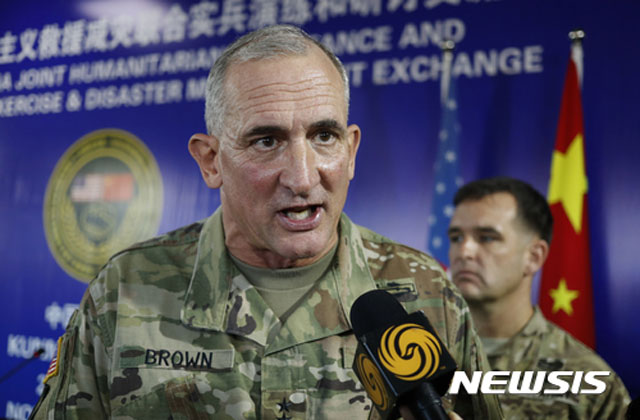 ▲ 로버트 브라운 美태평양 육군 사령관. ⓒ뉴시스. 무단전재 및 재배포 금지.