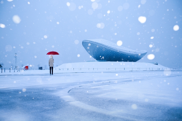 ▲ 사진은 제7회 달성군 전국사진공모전에서 일반 금상을 차지한 ‘눈 내리는 디아크’ 작품.ⓒ달성군