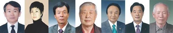 ▲ 충북도민대상 수상자들. 강성덕, 류명옥, 김이구, 오홍배, 오영석, 이민성, 이은영(좌측부터·무순).ⓒ충북도