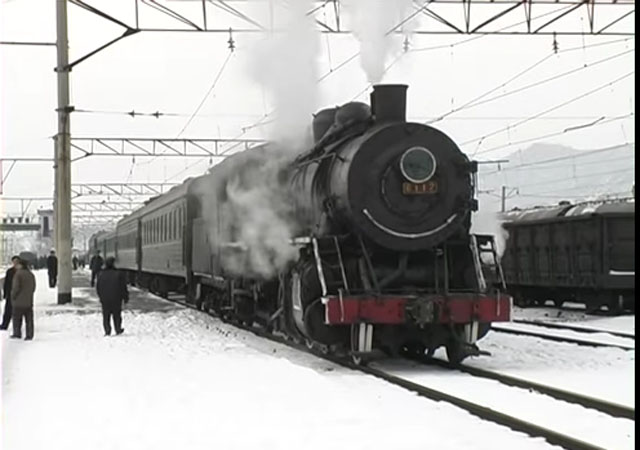 ▲ 2007년 6월 유튜브에 올라온 북한 열차. ⓒ유튜브 화면캡쳐.