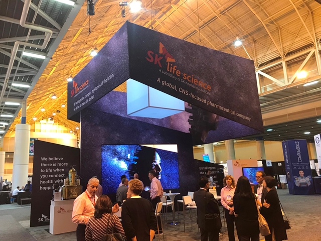 ▲ 미국 뉴올리언스 에서 열린 'AES 2018'에 마련된 SK바이오팜 미국법인 SK라이프사이언스 부스 ⓒSK바이오팜