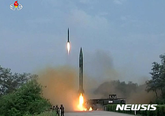 ▲ 2016년 9월 북한의 탄도미사일 발사 장면. ⓒ뉴시스. 무단전재 및 재배포 금지.