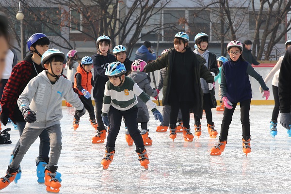 ▲ 청주 야외 스케이트장.ⓒ청주시