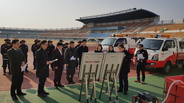 ▲ 건설도시위원회 현장방문 장면.ⓒ포항시의회