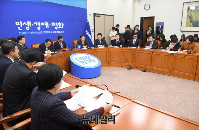 ▲ 더불어민주당 최고위원회의. ⓒ뉴데일리 공준표 기자