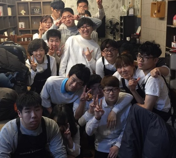 ▲ 바리스터 2급 시험에 합격한 충북에너지고 전공과 학생들.ⓒ충북에너지고