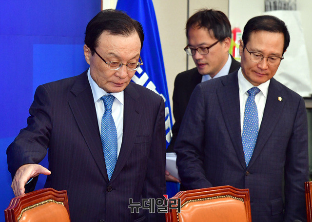 ▲ 더불어민주당 이해찬 대표와 홍영표 원내대표. ⓒ뉴데일리 DB