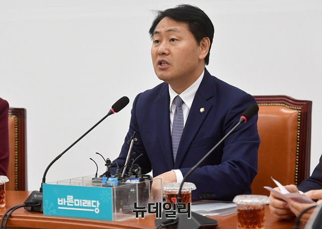 ▲ 김관영 바른미래당 원내대표가 7일 서울 여의도 국회에서 가진 새해 기자간담회에서 발언하고 있다. ⓒ뉴데일리 정상윤