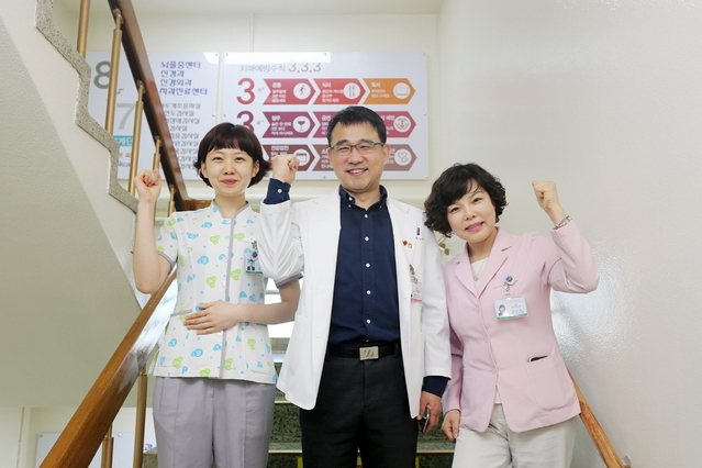 ▲ 계명대학교 동산의료원(원장 김권배)이 2017년 지역 최초로 도입한 건강기부계단이 나눔실천 역할을 톡톡히 하고 있다.ⓒ동산의료원