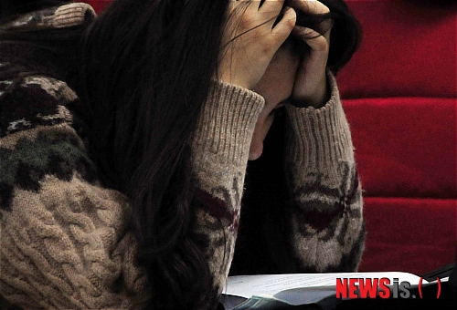 ▲ 일반대·전문대 2019학년도 정시모집 합격자 발표를 앞둔 가운데, 합격증 받은 수험생은 지원 대학이 국가장학금·학자금대출 대상인지 여부를 확인해야 한다. ⓒ뉴시스