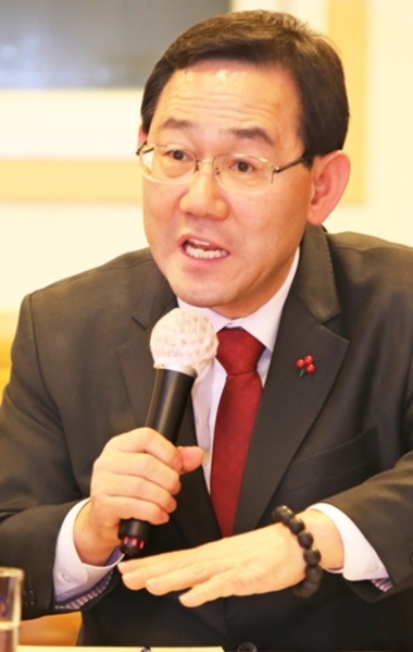 ▲ 2.27 자유한국당 당 대표에 나서는 주호영(대구 수성을) 의원이 범TK(대구경북)로 분류되는 홍준표 전 대표와 김문수 전 경기도지사와의 단일화에 “염두에 두고 있지 않다”며 반대의사를 분명히 했다.ⓒ아시아포럼21