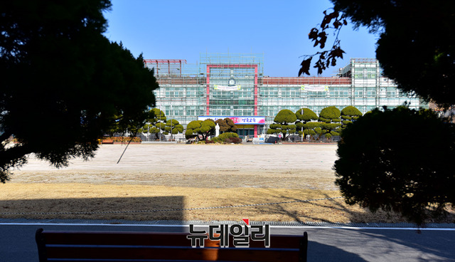 ▲ 포항여중전투에서 학도의용군이 산화했다. 현재는 포항여고가 위치해 있다.ⓒ정상윤 기자