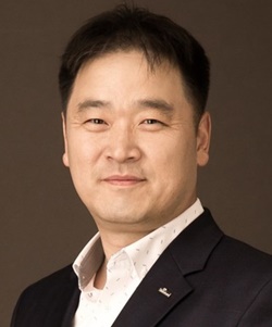 ▲ 김진홍 새 노조위원장. ⓒ신한은행 노조