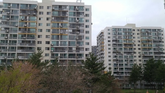 ▲ 재건축을 앞두고 있는 과천의 한 아파트 단지 전경.ⓒ뉴데일리DB