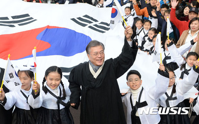 ▲ 2017년 3.1절 행사에 참석한 문재인 대통령. ⓒ뉴시스. 무단전재 및 재배포 금지.