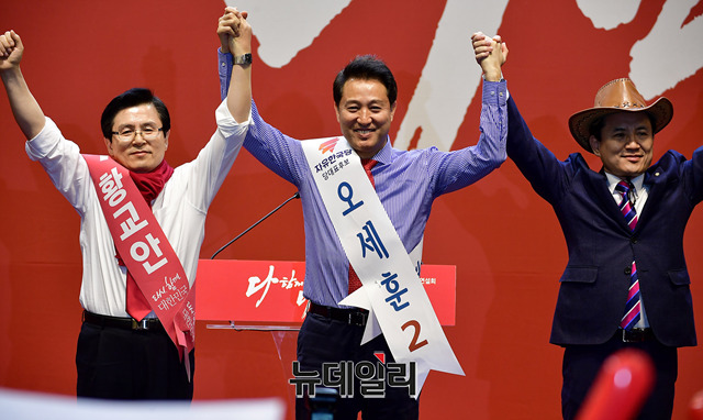 ▲ 27일 자유한국당 전당대회가 하루 앞으로 다가왔다. 사진은 지난 14일 대전에서 열린 합동연설회 전경. ⓒ정상윤 기자