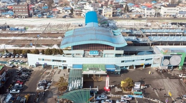 ▲ 세종시 조치원역 앞 교동아파트 공사 현장.ⓒ세종시