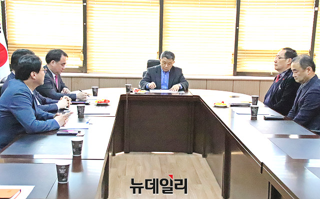 ▲ 한국당 경북도당이 8일 윤리위원회를 열고 김희수 경북도의원의 당원권 정지 1년 처분을 내렸다. ⓒ뉴데일리