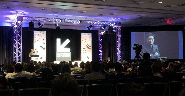 ▲ 이성수 SM엔터테인먼트 이사가 SXSW 피처드 세션에서 'K팝의 진정한 가치'를 주제로 발표하고 있다. ⓒ김수경 기자