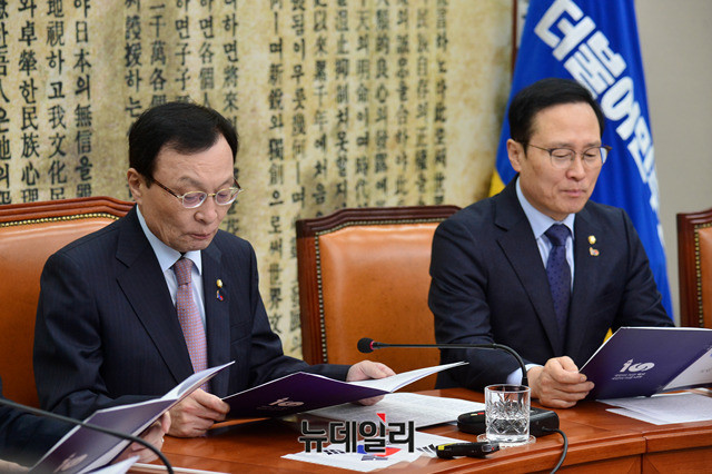 ▲ 더불어민주당 이해찬 대표와 홍영표 원내대표. 박성원 기자