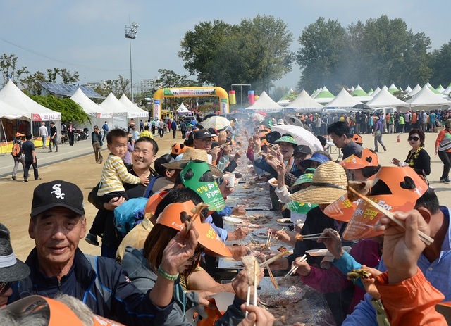 ▲ 2018년 증평인삼골축제 홍삼포크삼겹살 대잔치. ⓒ증평군