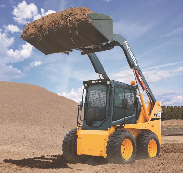 ▲ 현대건설기계가 생산 중인 스키드로더 ‘HL 390’. ⓒ현대건설기계