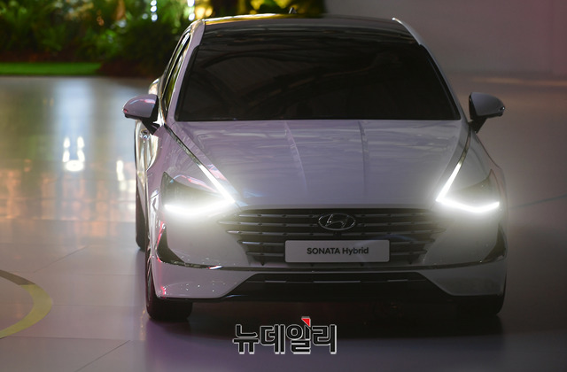 ▲ 신형 쏘나타 하이브리드ⓒ정상윤 기자