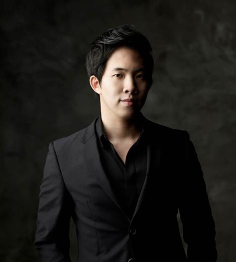 ▲ 지휘자 이승원.ⓒmoc프로덕션