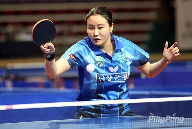 ▲ 춘계회장기실업탁구대회 개인단·복식 우승을 차지한 단양군청 탁구단 이나경 선수.ⓒ월간탁구 제공