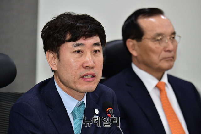 ▲ 하태경 바른미래당 의원이 3일 서울 여의도 국회 의원회관에서 열린 '군 복무, 어떻게 보상할 것인가' 토론회에 참석해 발언하고 있다. ⓒ이종현 기자