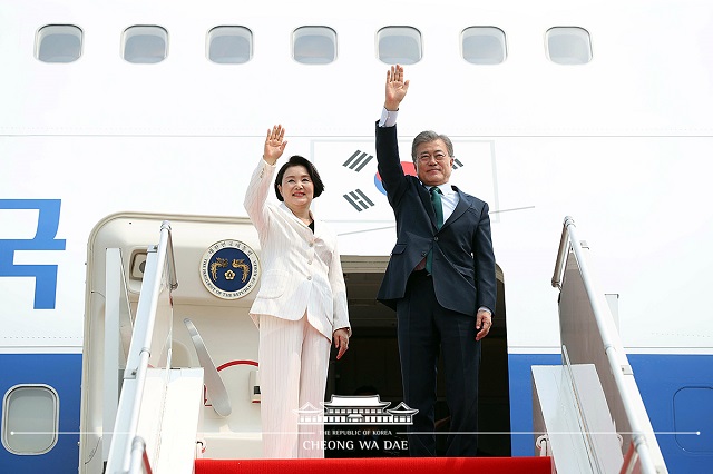 ▲ 문재인 대통령과 김정숙 여사. ⓒ청와대