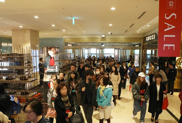 ▲ 롯데백화점 소공동 본점 봄 정기 세일 관련 사진. ⓒ롯데쇼핑