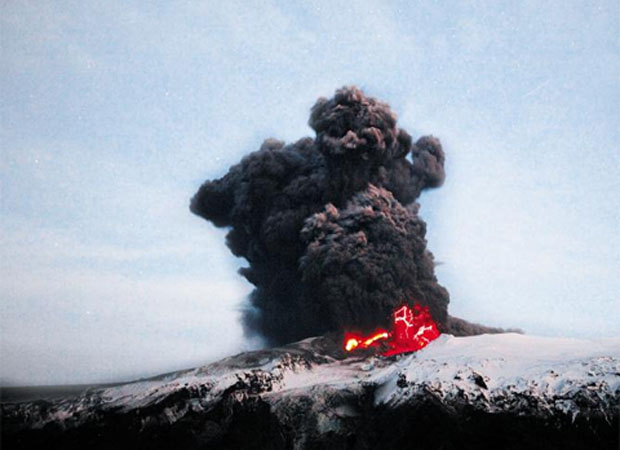 ▲ 2010년 11월 일어난 아이슬란드 화산폭발 당시 모습. ⓒ뉴시스 로이터. 무단전재 및 재배포 금지.