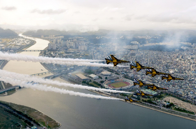 ▲ 지난해 축제에 참가한 블랙이글스.ⓒ포항시