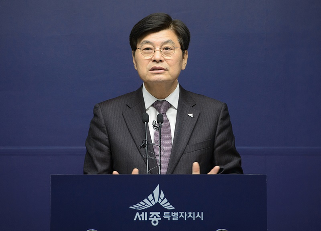 이춘희 시장은 18일 정례브리핑을 통해 “세종시가 대전~세종 광역철도 반석~정부청사를 연결하는 사업을 적극 추진키로 했다”고 밝혔다.ⓒ세종시